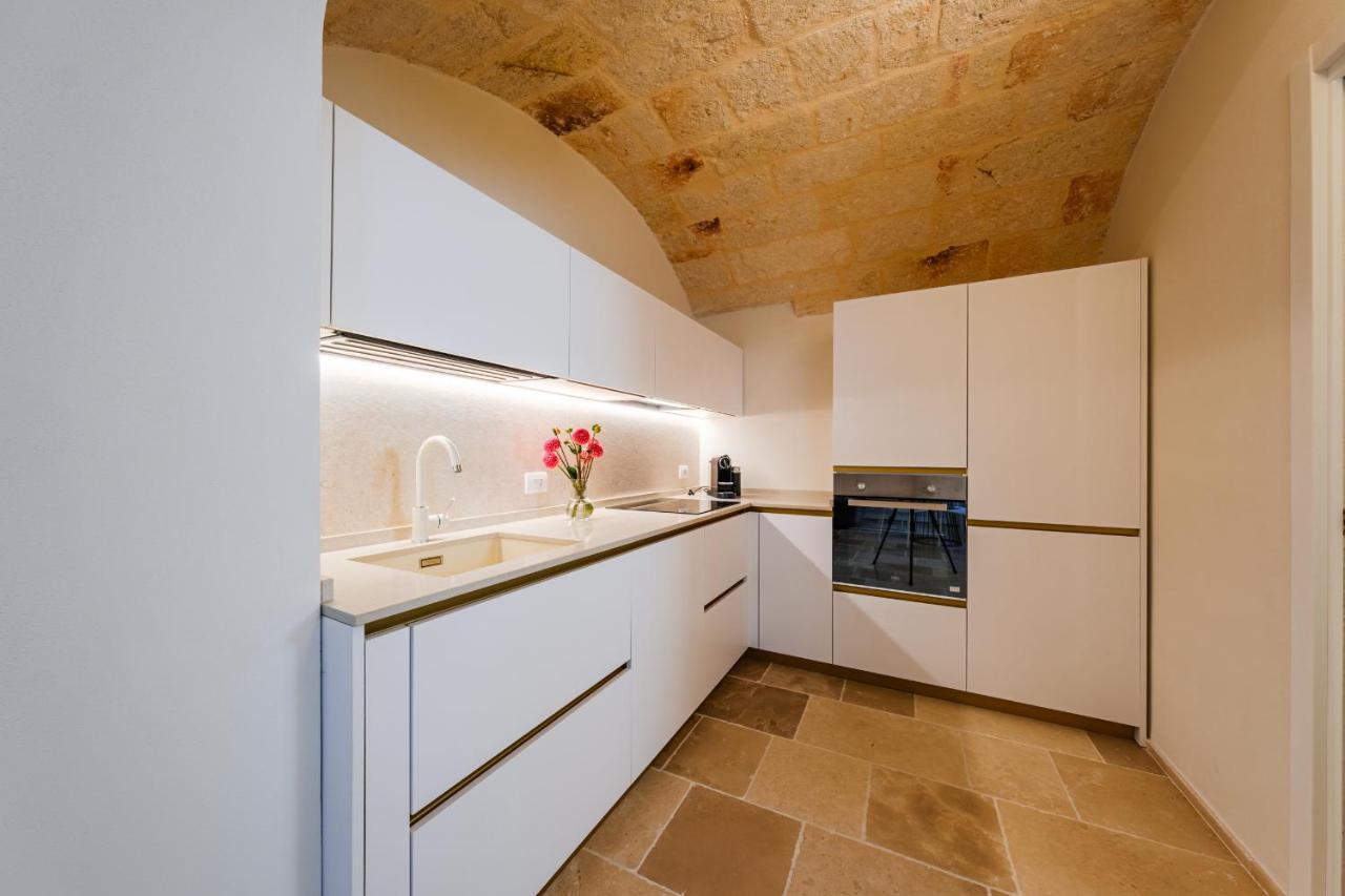 Helloapulia Charming Palazzo Clemente - Self-Catering Suites With Aircondition Monopoli Kültér fotó