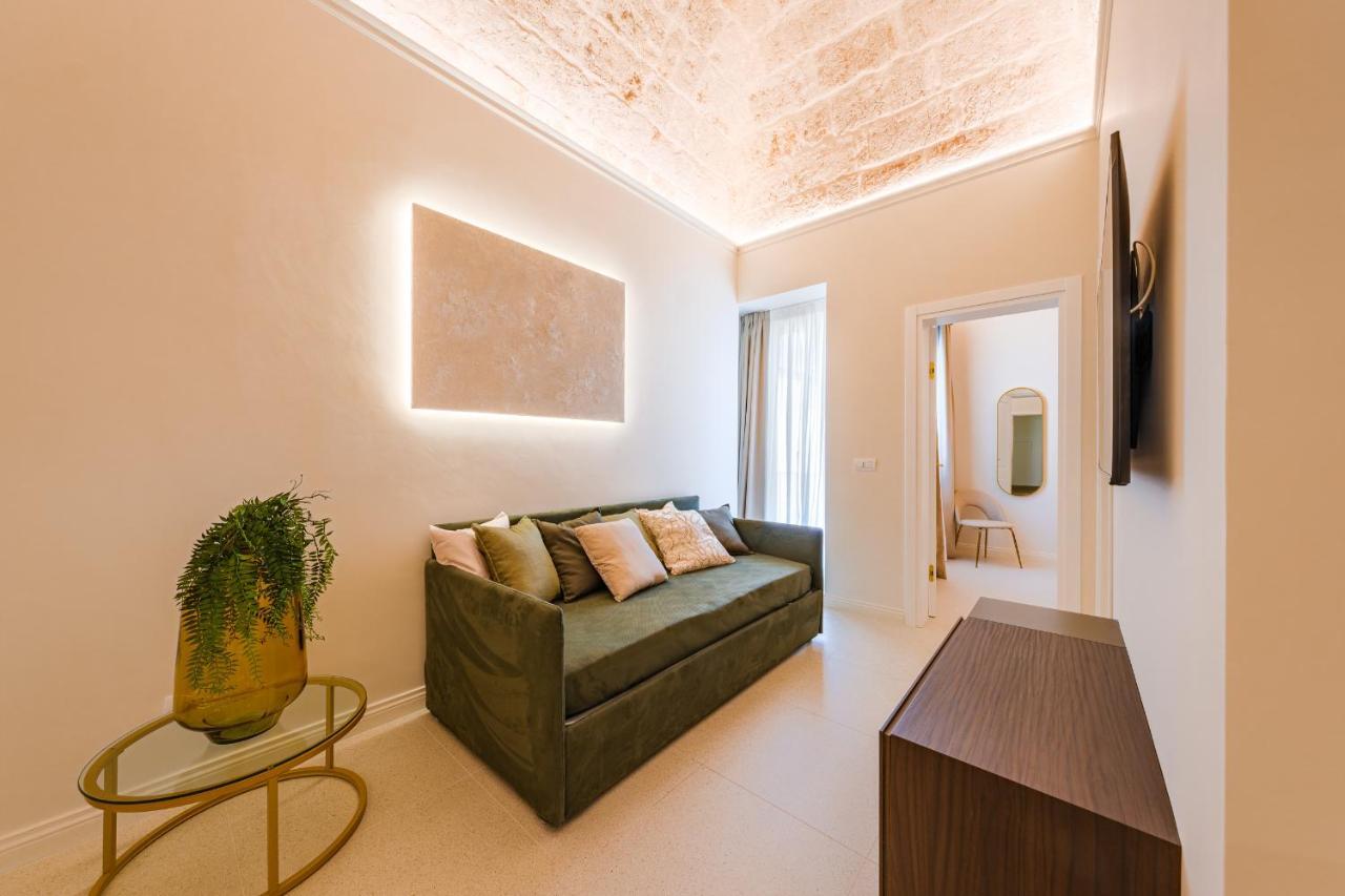 Helloapulia Charming Palazzo Clemente - Self-Catering Suites With Aircondition Monopoli Kültér fotó