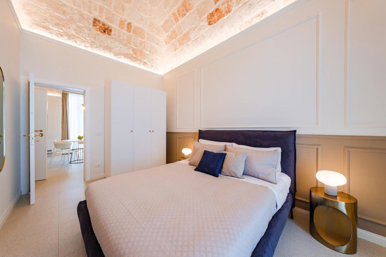 Helloapulia Charming Palazzo Clemente - Self-Catering Suites With Aircondition Monopoli Kültér fotó