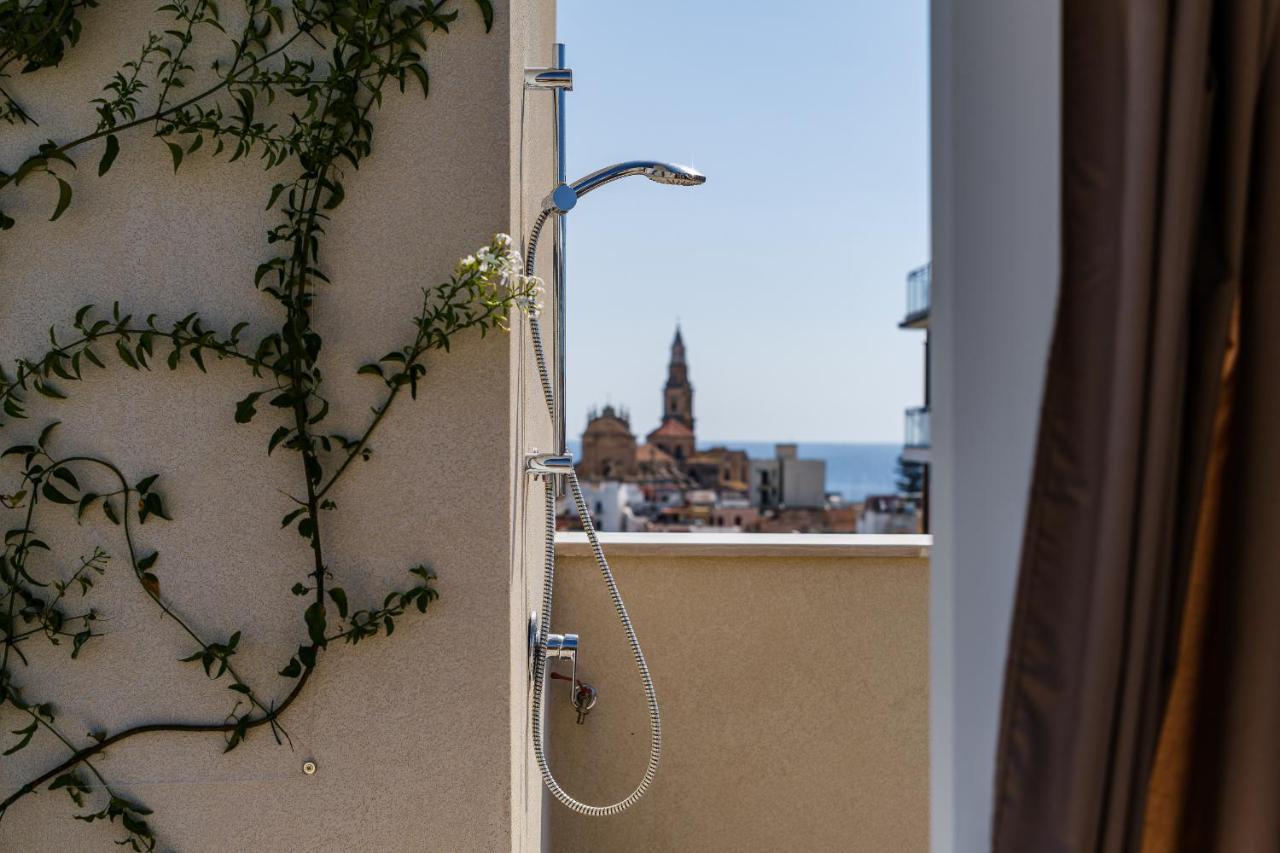 Helloapulia Charming Palazzo Clemente - Self-Catering Suites With Aircondition Monopoli Kültér fotó