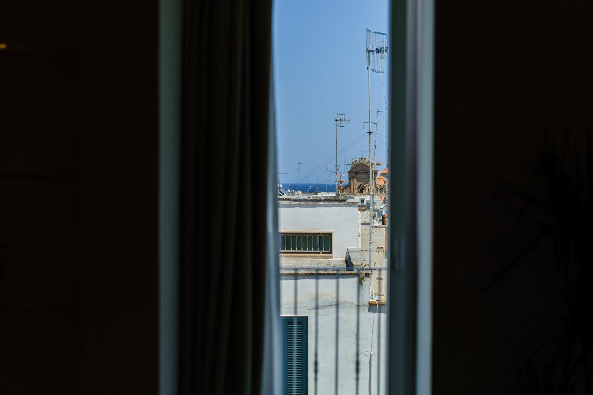 Helloapulia Charming Palazzo Clemente - Self-Catering Suites With Aircondition Monopoli Kültér fotó