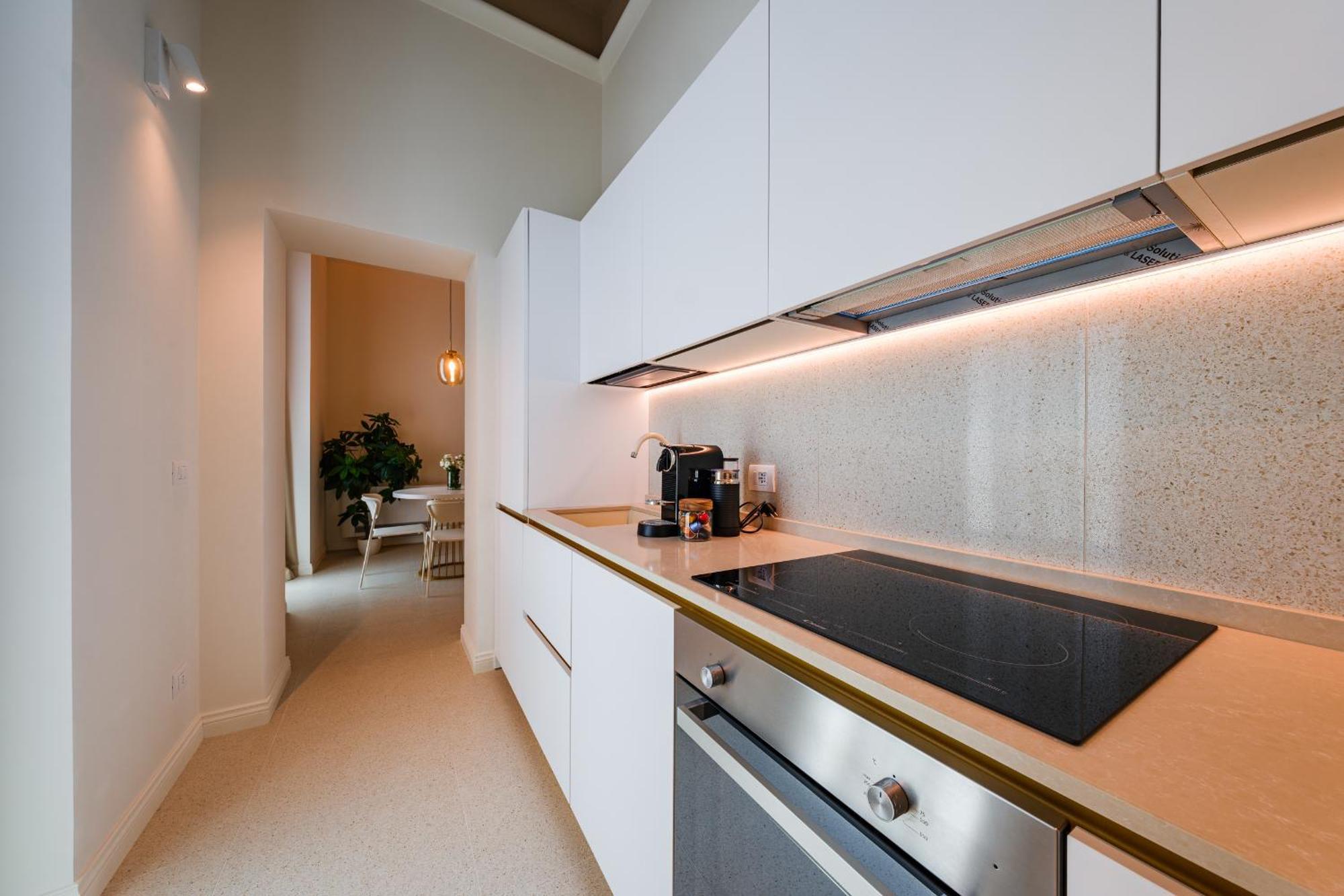 Helloapulia Charming Palazzo Clemente - Self-Catering Suites With Aircondition Monopoli Kültér fotó