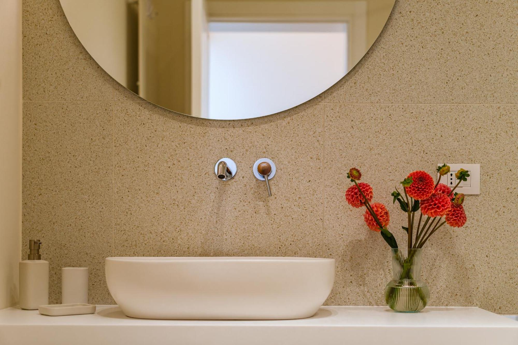 Helloapulia Charming Palazzo Clemente - Self-Catering Suites With Aircondition Monopoli Kültér fotó